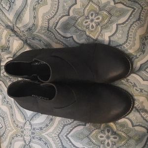 Maurices Size 10 Womens Wedge Ankle Booties